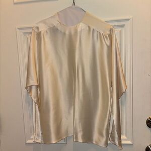 Vintage 80’s Long Sleeve 100% Silk Blouse 4 in Ivory Cream Excellent Condition!